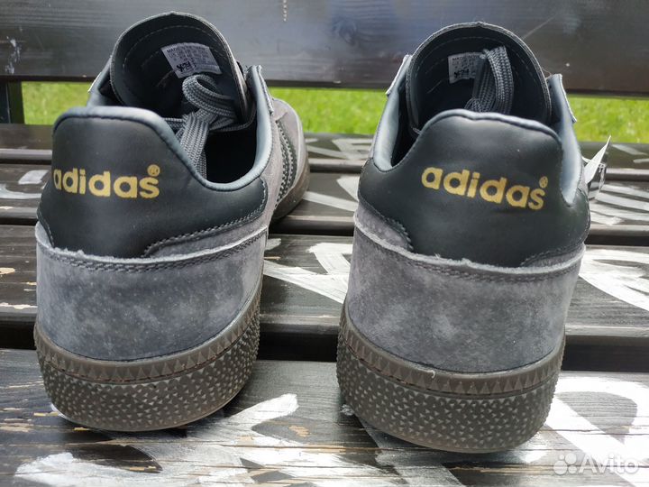 Кроссовки adidas spezial