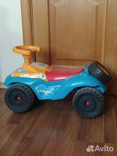 Детский автомобиль