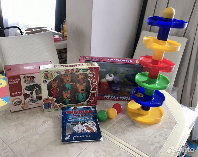Развивающие игрушки пакетом