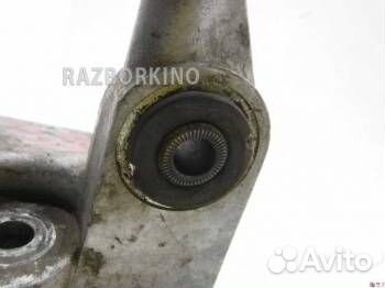 Кронштейн двигателя KKQ101352