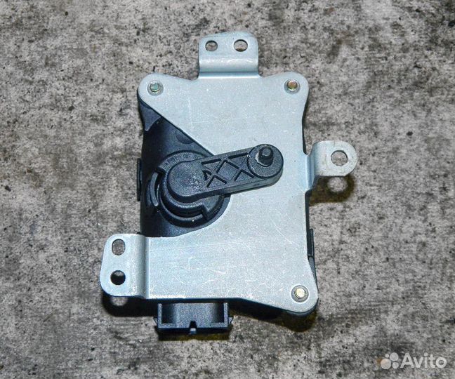 Моторчик заслонки Audi A6 C5 4B1820511B