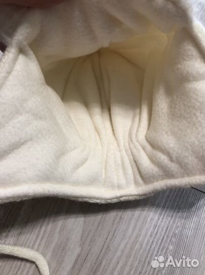 Шапка детская новая, варежки и носки