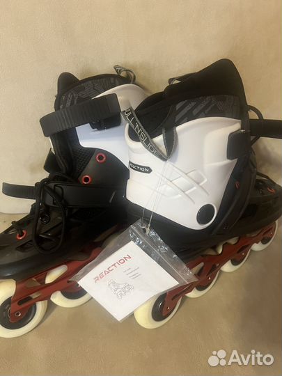 Роликовые коньки