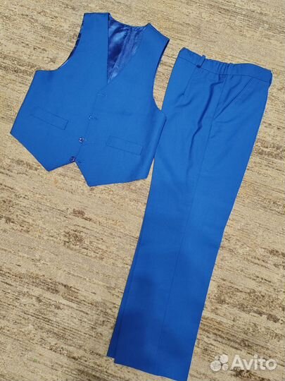 Брючный костюм