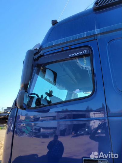 Volvo FH12 с полуприцепом, 2004