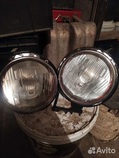 Фары на волгу газ-2410