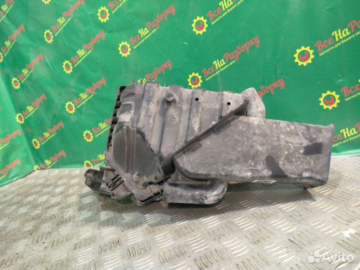 Корпус воздушного фильтра Cadillac Cts 2 купе 3.6