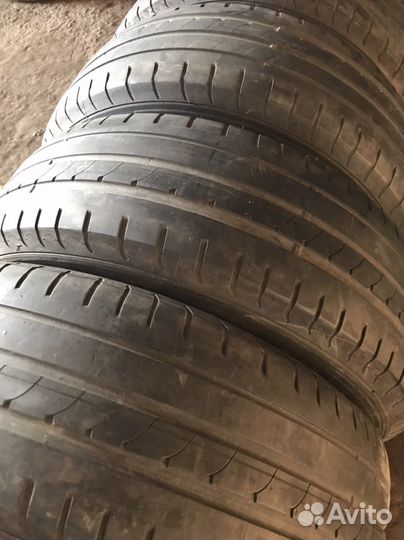 Goodyear EfficientGrip 195/60 R16