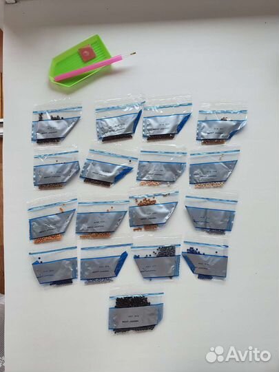 Стразы для алмазной мозаики. Остатки