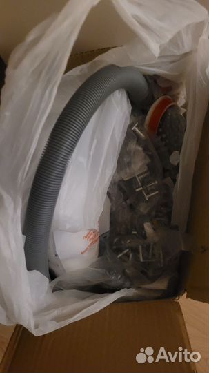 Душевая лейка и саморезы