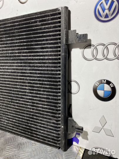 Радиатор кондиционера VAG Passat B5 B5+ Superb