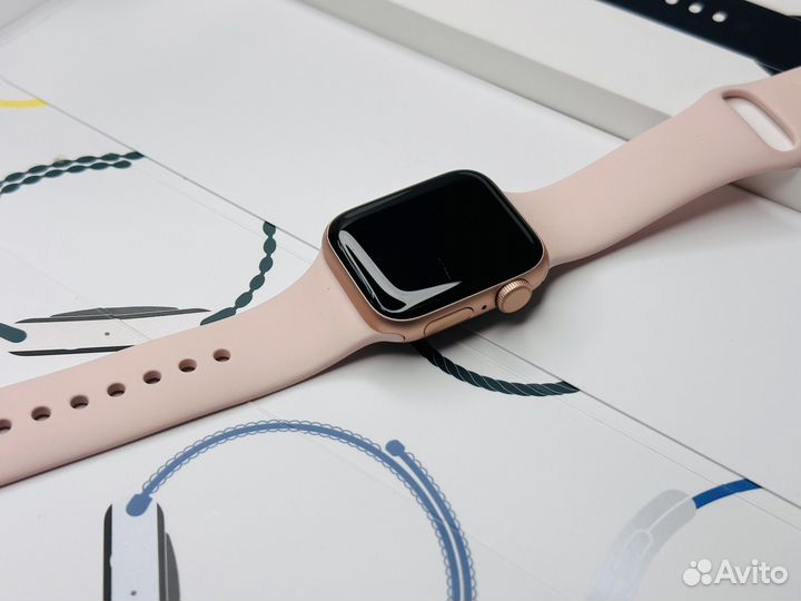 Apple Watch SE 40mm Gold