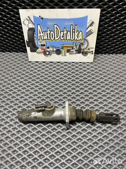 Цилиндр сцепления главный Audi 80 B3