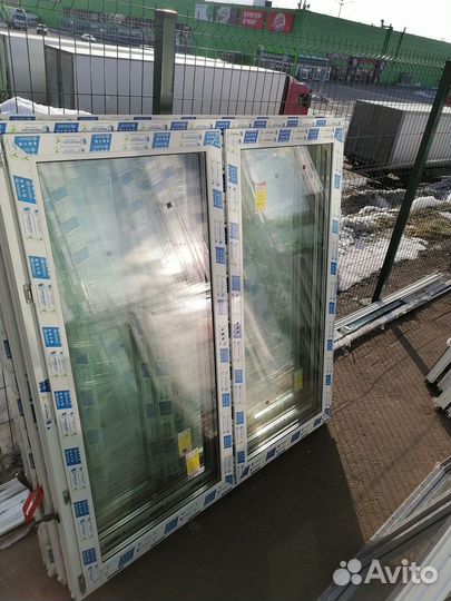 Окна 120х120 готовые пластиковые