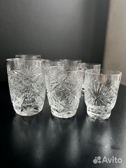 Хрустальные рюмки