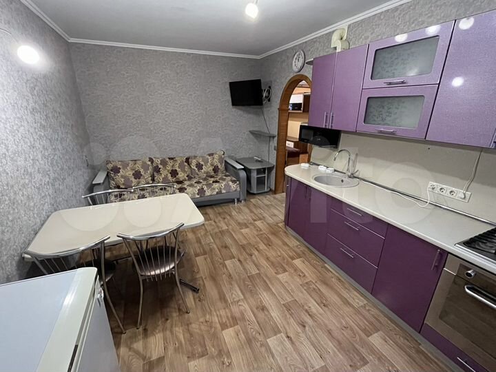 2-к. квартира, 65 м², 1/5 эт.