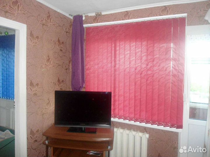 Жалюзи и рулонные шторы на окна