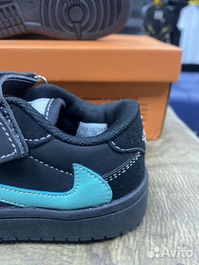 Кроссовки NiKe Air Force Tiffany детские