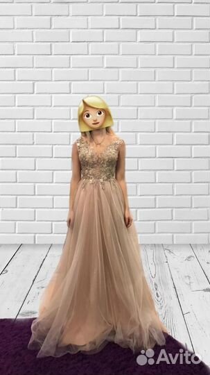 Вечернее платье