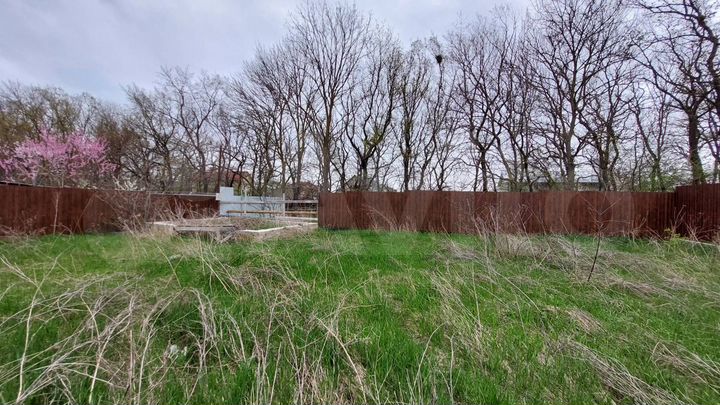 Дом 240 м² на участке 8 сот.