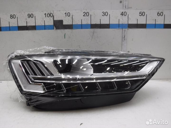 Фара правая Audi A8/S8