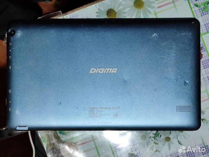 Digma Optima 10.8