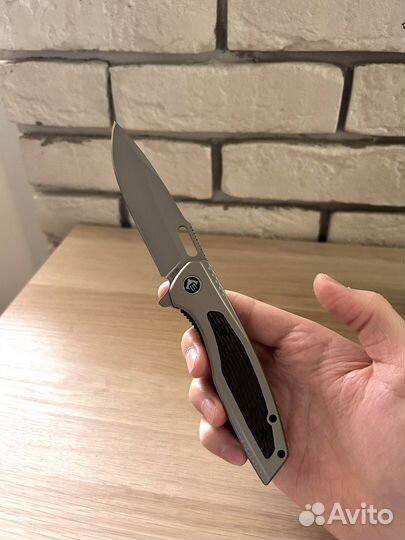 Складной нож из стали D2