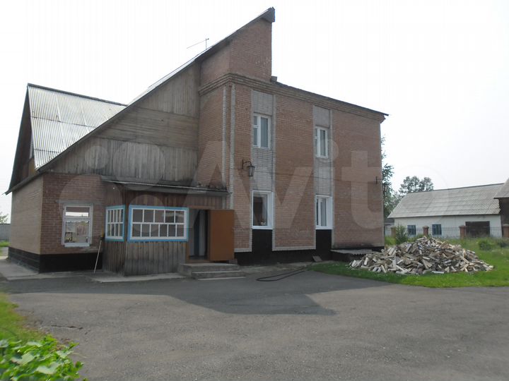 3-к. квартира, 117 м², 1/2 эт.