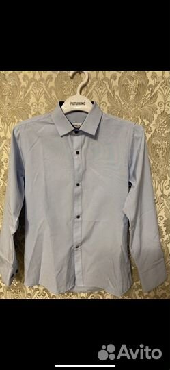 Рубашка голубая