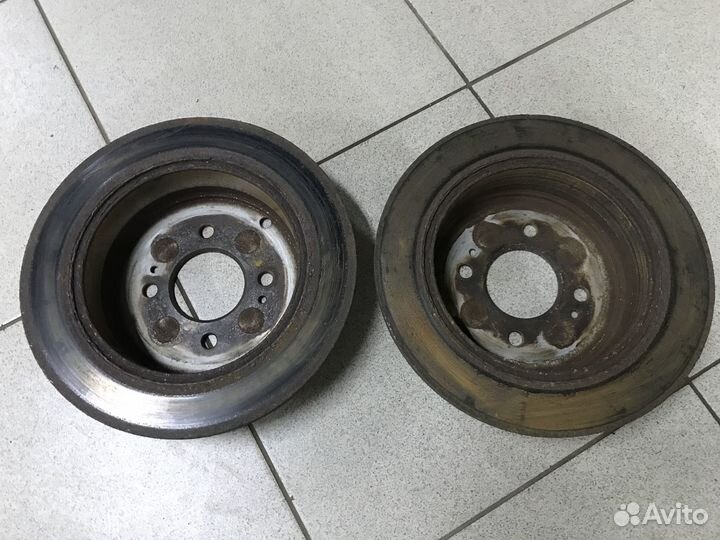 Диски задние тормозные Hyundai Getz 1.4i 2010г