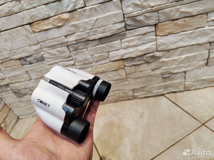 Бинокль туристический