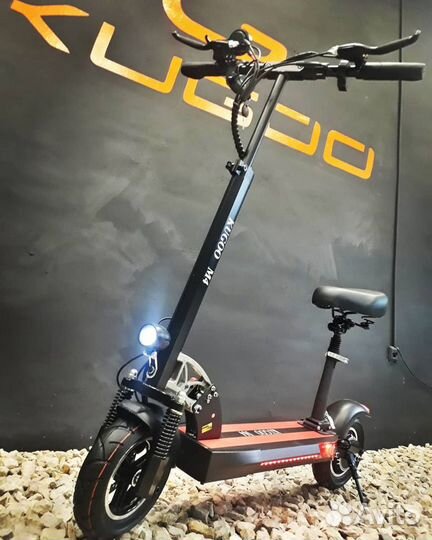 Электросамокат Kugoo M4