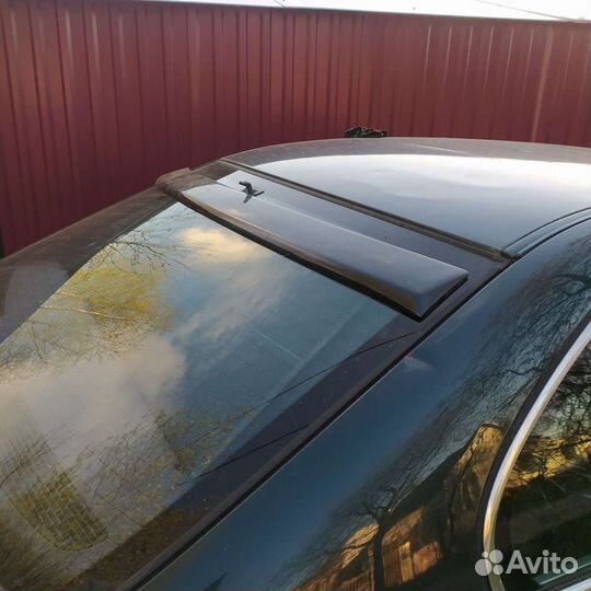 Bmw e39 спойлер узкий на заднее стекло