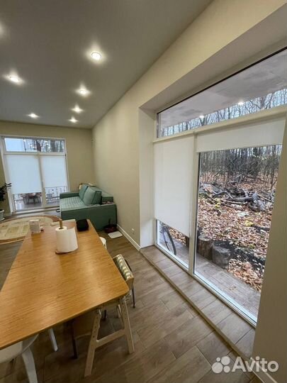 Рулонные шторы на балконные окна