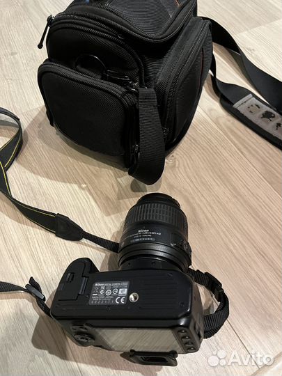 Зеркальный фотоаппарат nikon d3000