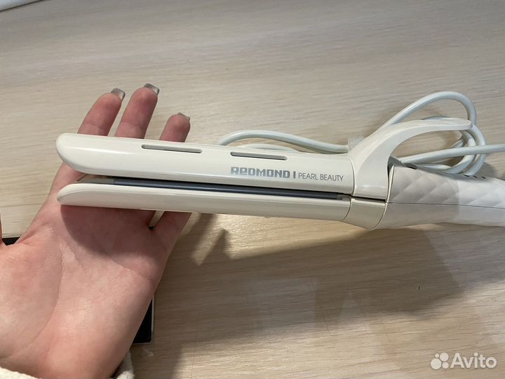 Плойка-утюжок/Мультистайлер Redmond для волос 2в1