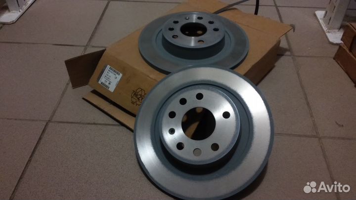 Тормозные диски задние Вектра С. Новый. Оригинал