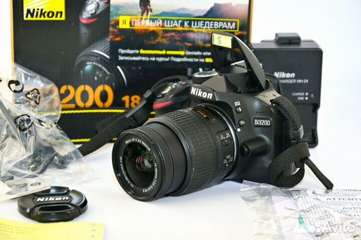 Nikon D3200 24.2MP зеркалка Kit AF-S VR 18-55