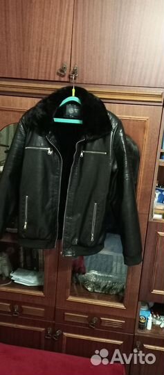 Кожаная куртка новая