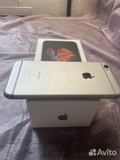 Телефон iPhone 6s