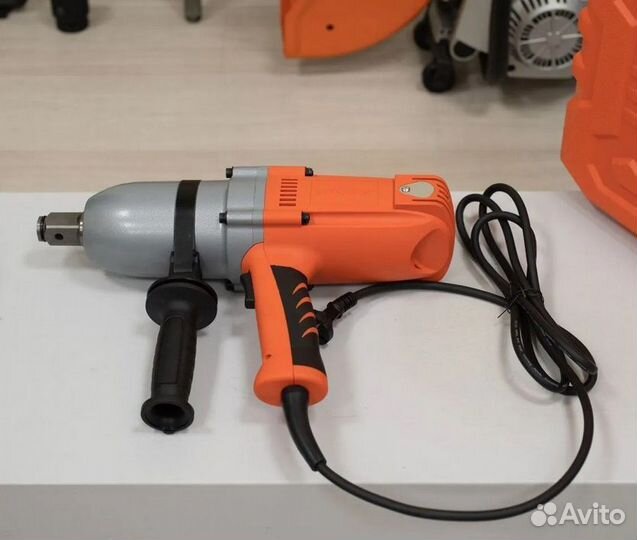 Гайковерт сетевой ударный messer IW-600 (1000Нм)