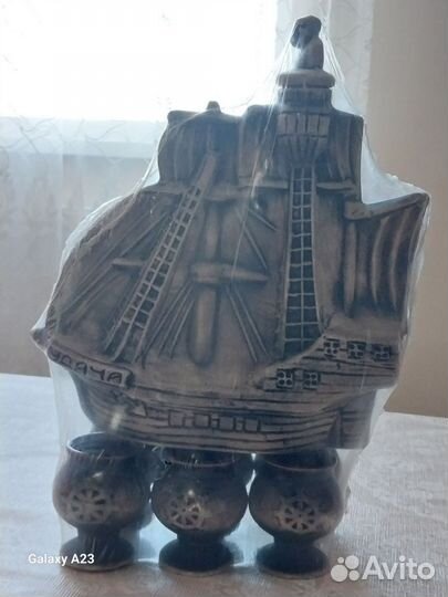 Штоф с рюмками 