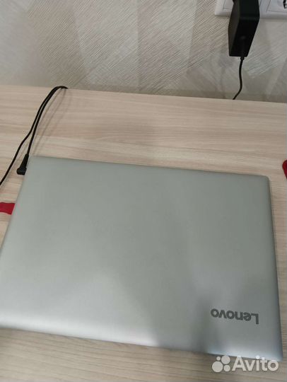 Ноутбук lenovo