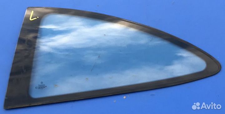 Мерседес CLK Стекло кузова заднее левое