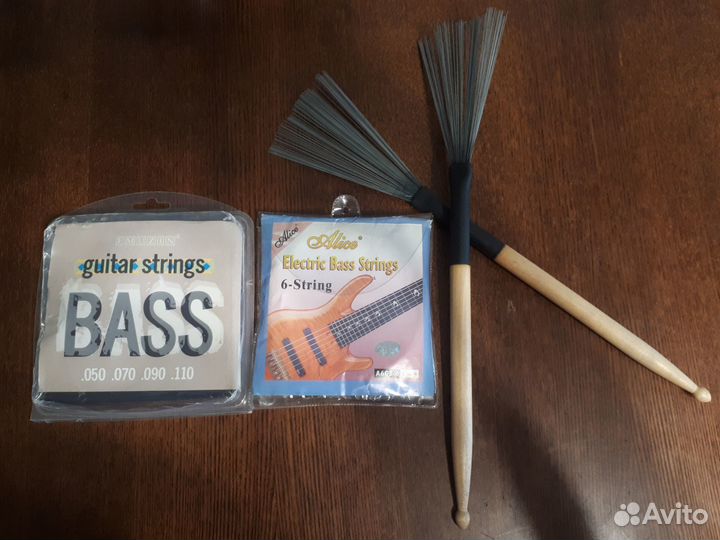Струны для бас гитары