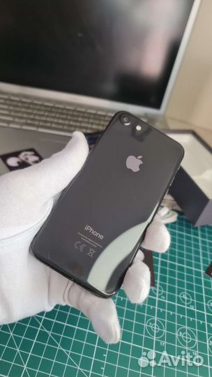 iPhone 8