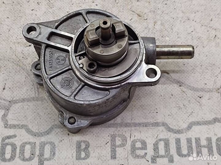 Насос вакуумный w904 Sprinter 611.981