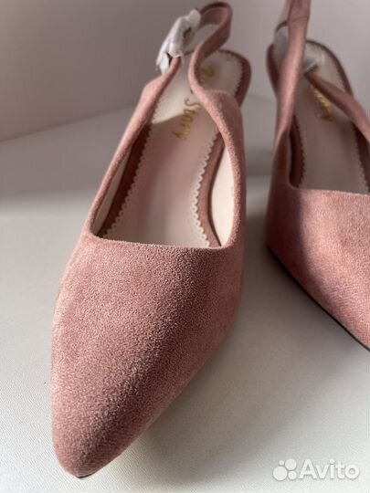 Туфли женские (36, 38 размеры)