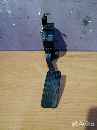 Электронная педаль газа subaru legacy outback Fore