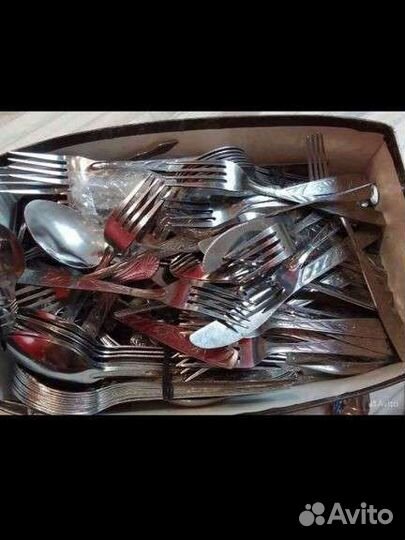 Вилки 12, ложки 12, нож 6